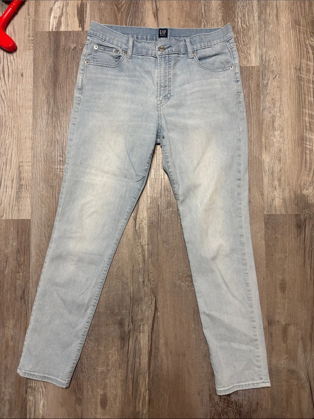 Gap - Light Wash Straight Leg Jeans - Best Girlfriend Style - Sz 29